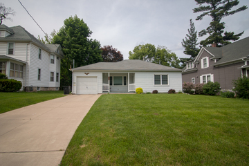 Photo for listing 141